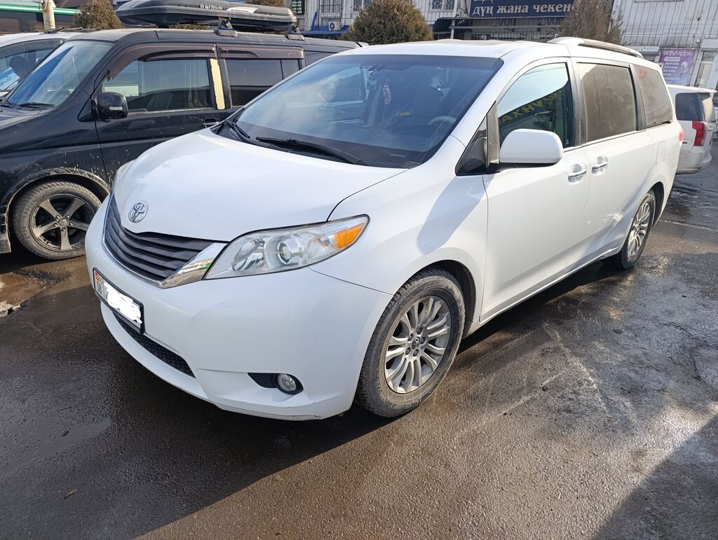 Toyota Sienna
