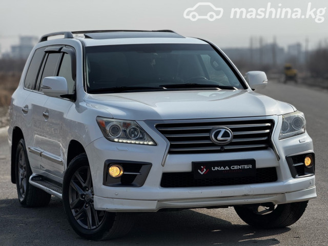 Lexus LX
