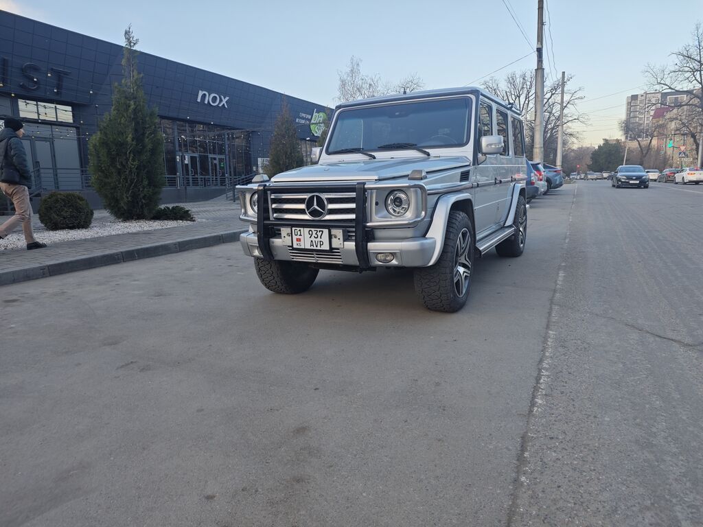 Mercedes-Benz G-Class