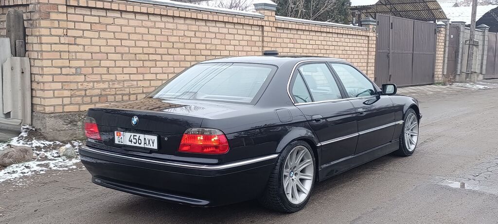BMW 735