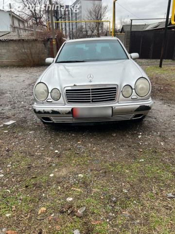 Mercedes-Benz E-Класс